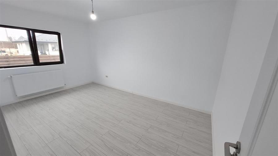 INTABULATA! Casa 5 camere Valea Lupului,BIROU Parter,Incalz.Pardoseala,Canalizar - 10