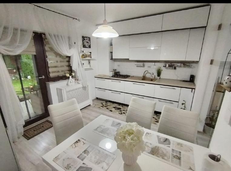 Casa individuală - 4 camere in Utvin  - 10