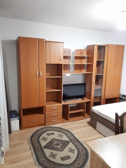 Garsoniera 29mp, balcon, etaj intermediar, finisata mediu, Zorilor - 2