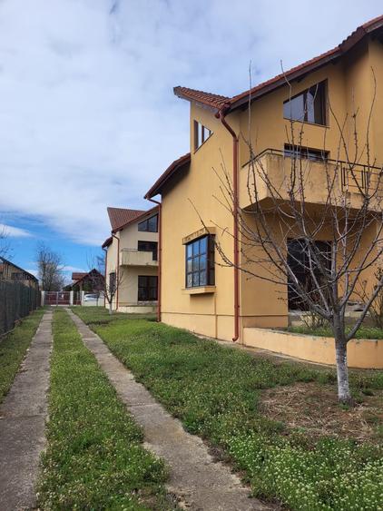 Ansamblu boutique cu 3 vile – libertate, spațiu și natură în Snagov - 1