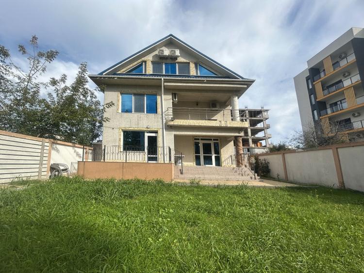 Pensiune cu 10 camere in Mamaia-Sat, zona LIDL . Oportunitate de investitie - 1