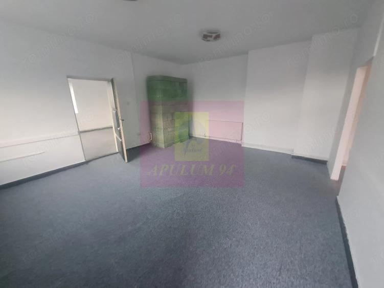 Casă cu 4 camere cu Teren 332 Mp în Central