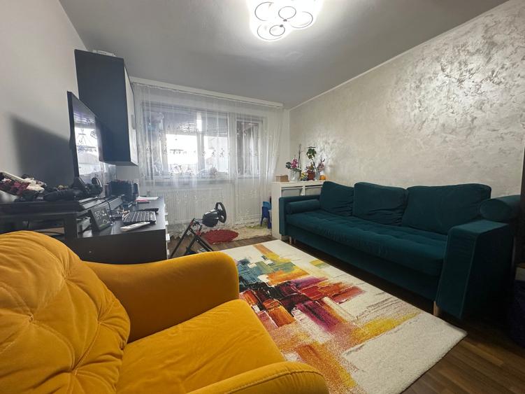 3 Camere decomandate | Bacau, Str. Martir Horia - 1