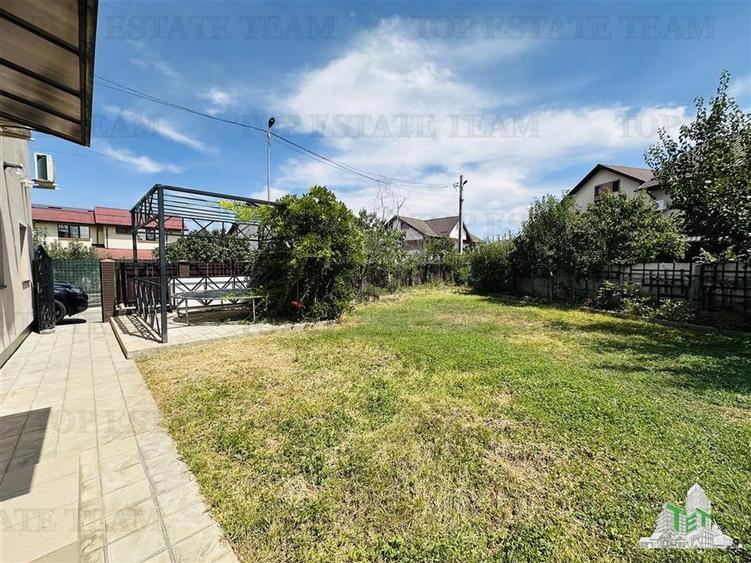 Vila individuala 300 mp construiti, 523 mp teren imprejmuit, strada privata, CHI - 3