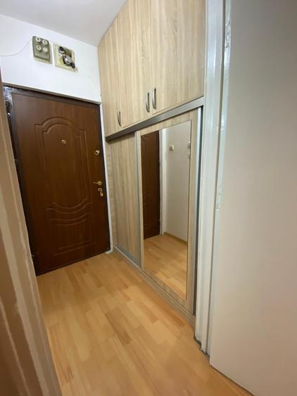 Dristor, garsoniera, 1 minut metrou, etaj 2, AC, libera - 5