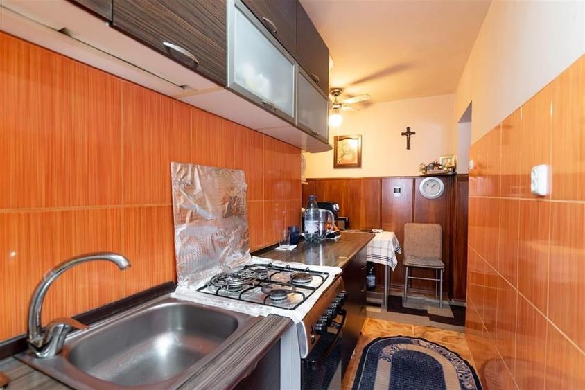 RECO . APARTAMENT 3 CAMERE ,NUFARUL - 7