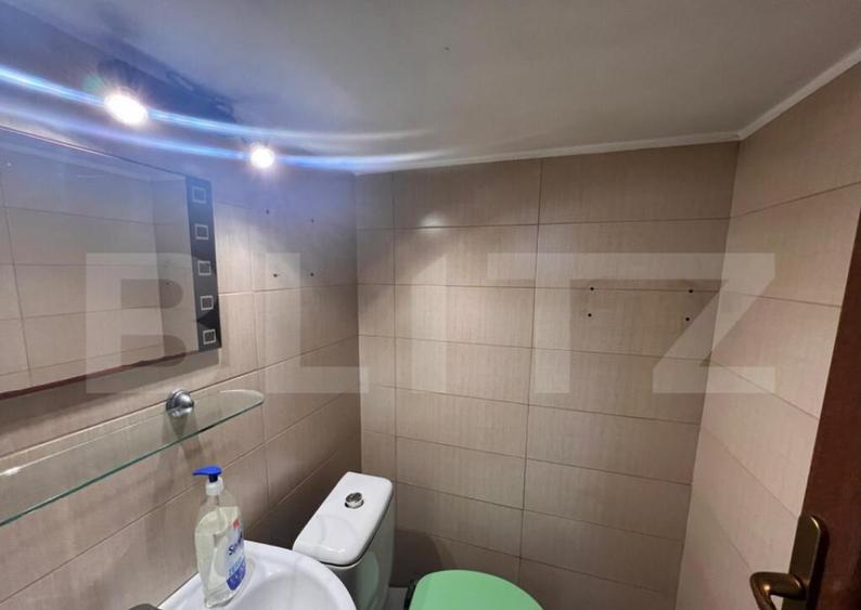 Spatiu birou 44 mp, zona Garii - 7