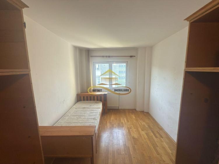De vanzare apartament 3 camere decomandate Republicii Bacau - 13