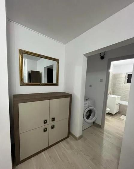 Apartament 3 camere decomandat in Constanta zona INEL II - 6