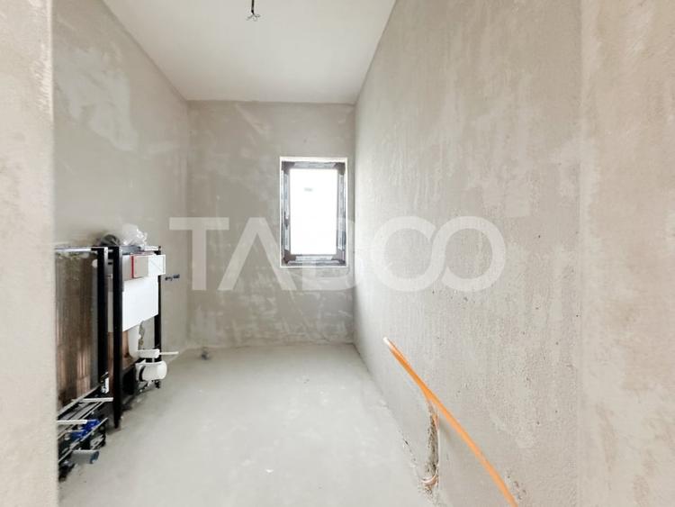 De vanzare unitate de duplex semifinisat zona Muzeul Apei Floresti - 12