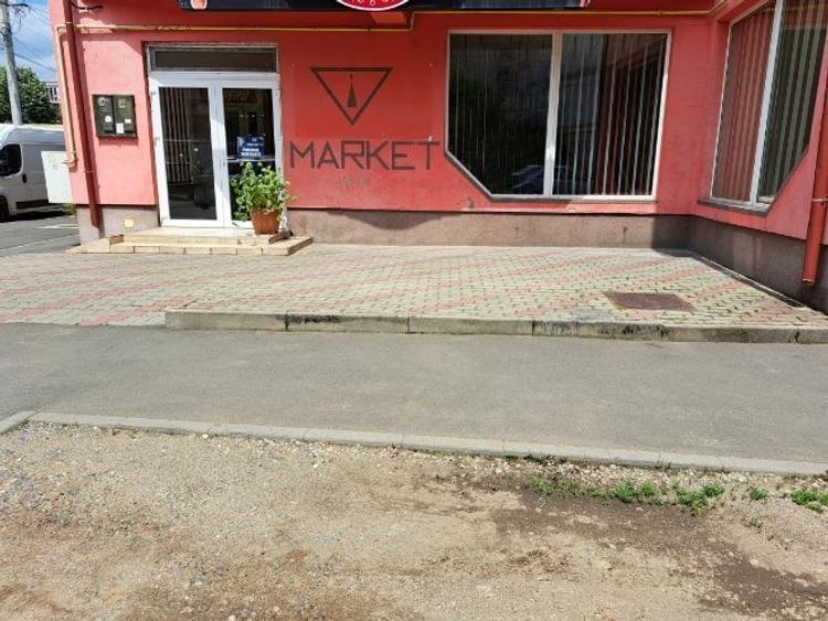 inchiriez spatiu comercial - 2