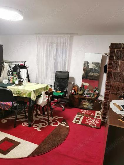 Proprietar vand casa la sat - 7