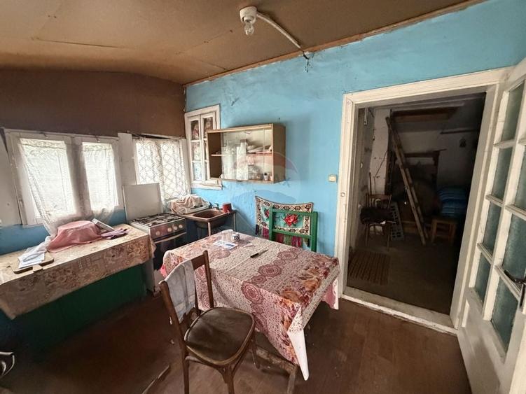 Casă cu teren Tifesti - 3