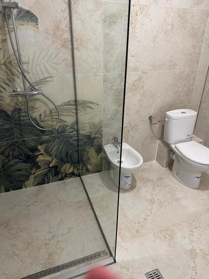 Apartament 4 Camere Pe 3 Niveluri+Curte 40 mp2 , Metrou Crangasi , Particular - 6