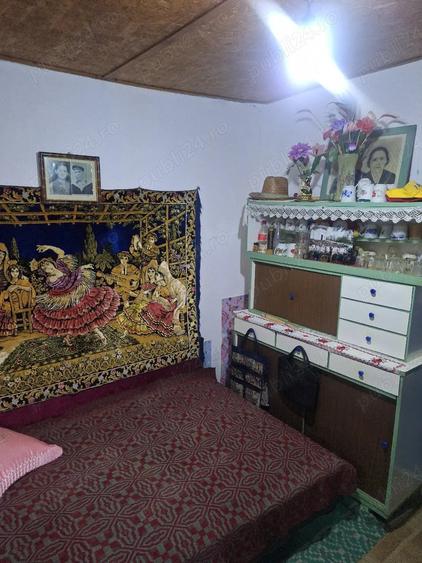 teren cu casa de vanzare - 1