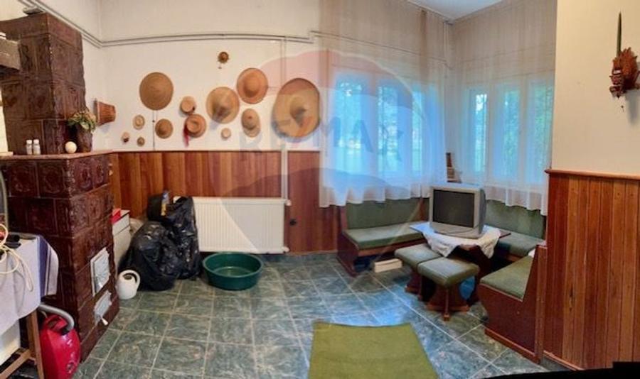 Casă / Vilă cu 7 camere de vânzare - 6