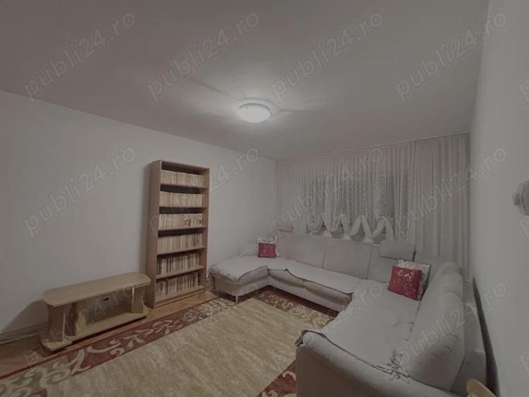 PROPRIETAR vand apartament 3 camere, Zona linistita - 3