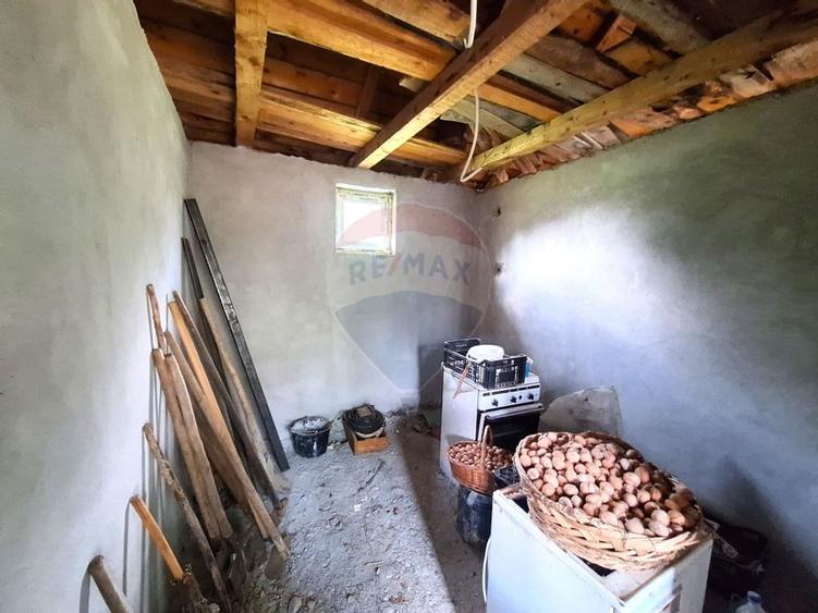 Casă / Vilă cu 2 camere de vânzare - 4