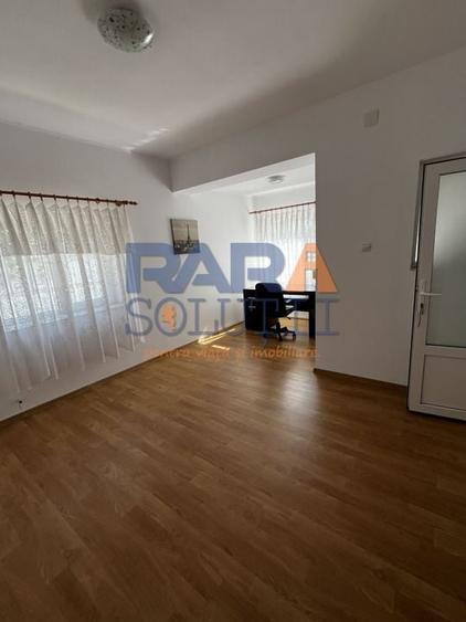 Casă 2015 - 4 dormitoare, 2 băi, 2 bucătării - 8