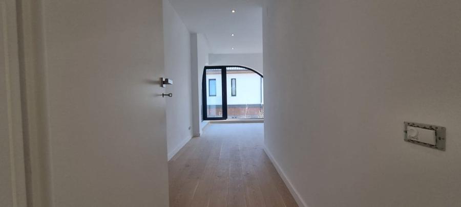 Vila Lux cu vedere la LAGUNA ALBASTRA - 33