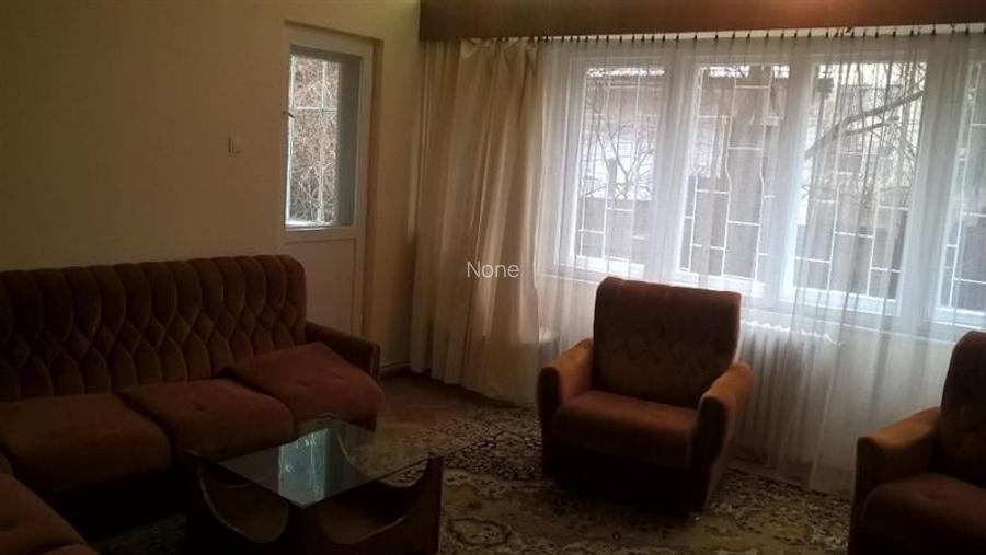 Apartament cu 3 camere decomandat, mobilat în Andrei Mureșanu Apartament cu 3 camere decomandat, mobilat în Andrei Mureșanu