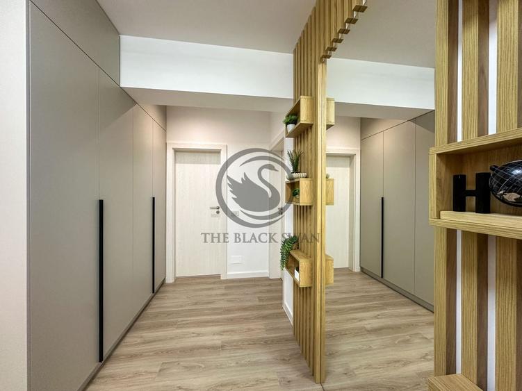 Apartament cu 2 camere semidecomandat, mobilat în Nord
