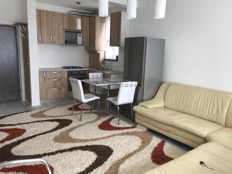 Apartament cu 2 camere decomandat în Dumbrăvița