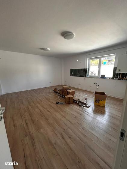 Apartament cu 3 camere în Rediu