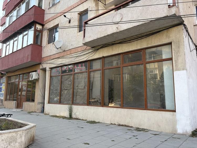 Spațiu comercial, de 55 mp, în Poarta 6