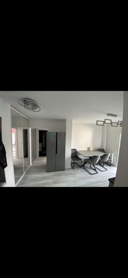 Apartament cu 2 camere decomandat în Rovine