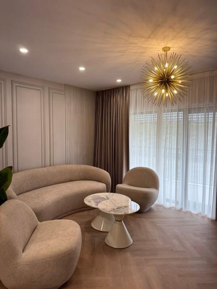 Apartament cu 3 camere semidecomandat în Fălticeni