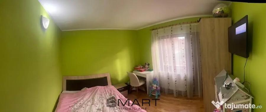 Casă cu 6 camere cu Teren 200 Mp în Calea Poplăcii