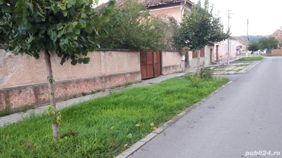 Casă cu 5 camere în Dumbrăveni