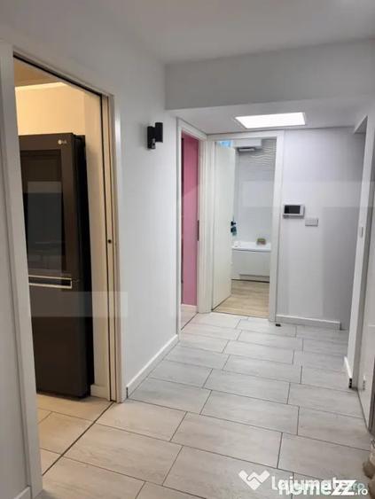 Apartament cu 4 camere decomandat în Sud