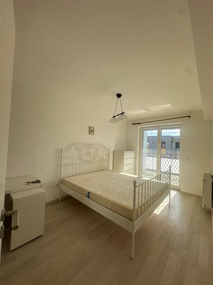 Apartament cu 3 camere decomandat în Avantgarden