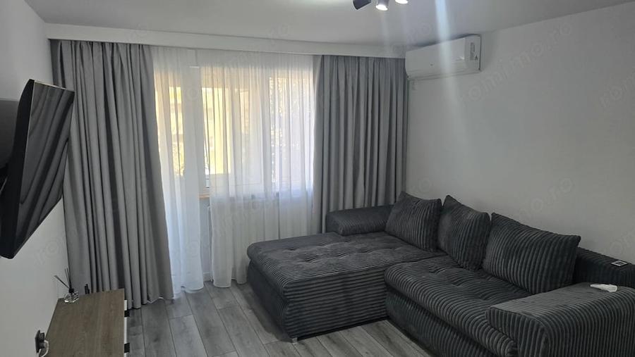 Apartament cu 2 camere semidecomandat în Zamfirescu