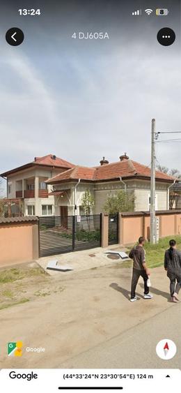 Casă cu 4 camere în Central