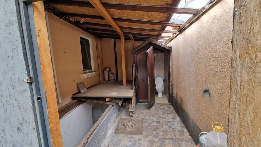 Casă cu 4 camere cu Teren 131 Mp în Gara de Nord