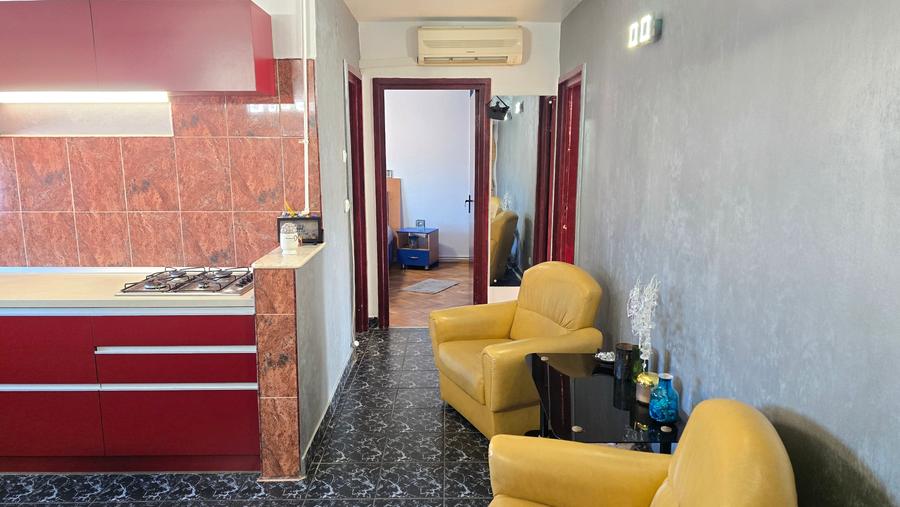 Apartament cu 2 camere decomandat în Bălcescu