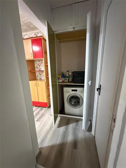 Apartament cu 2 camere semidecomandat în Girocului