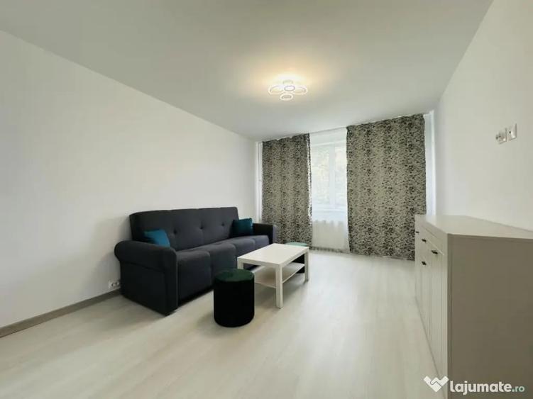 Apartament cu 2 camere decomandat în Basarabia