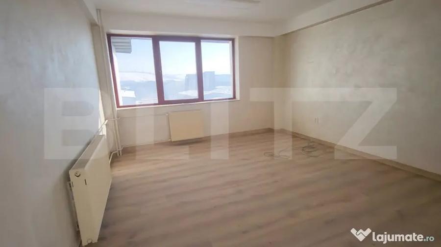 Spațiu comercial, de 130 mp, în Central