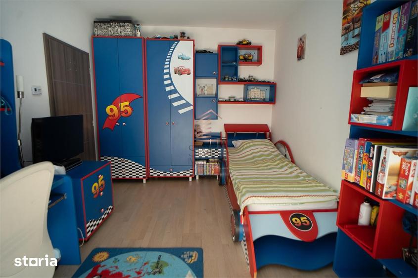 Casă cu 6 camere cu Teren 509 Mp în Oncea