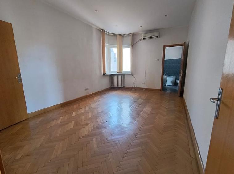 Apartament 4 camere Romana- Lascar Catargiu- stradal - 2