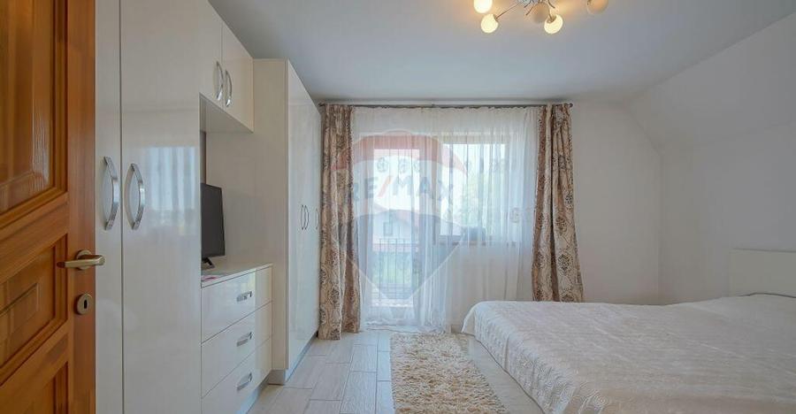 Casa Premium cu Design Elegant ?i Intimitate, in Carti... - 8