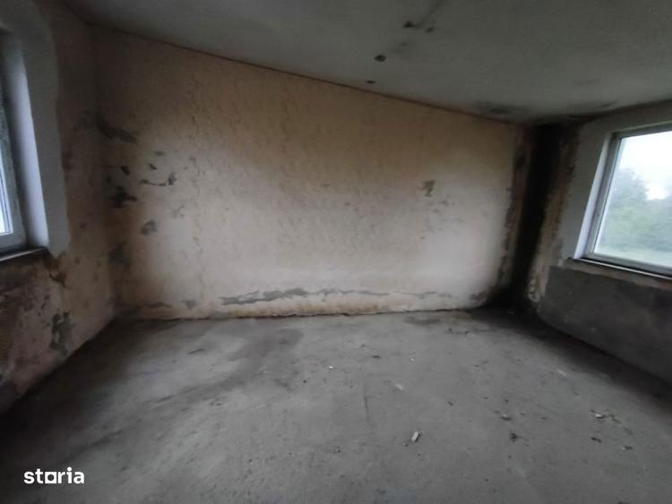 Hala + teren 8000mp de inchiriat, zona Manastioara, Siret - 8