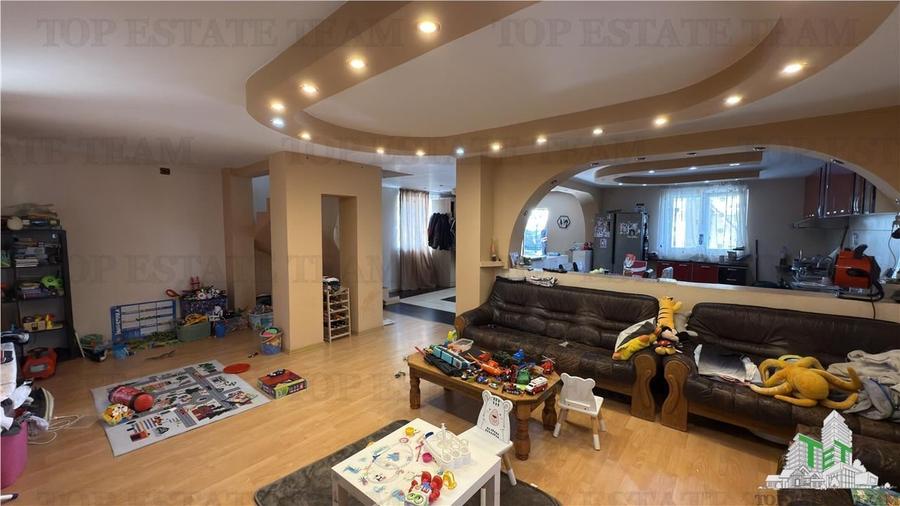 2 Vile de vanzare in zona oras Pantelimon - 4