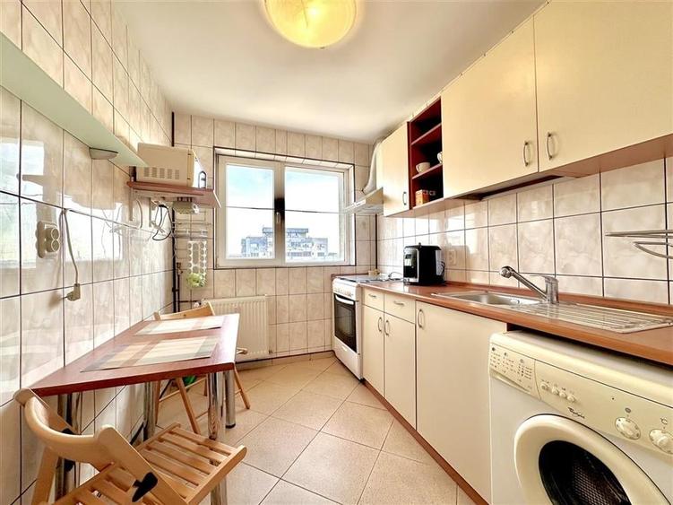 Vanzare apartament cu 2 camere Pasajul Basarb - 2