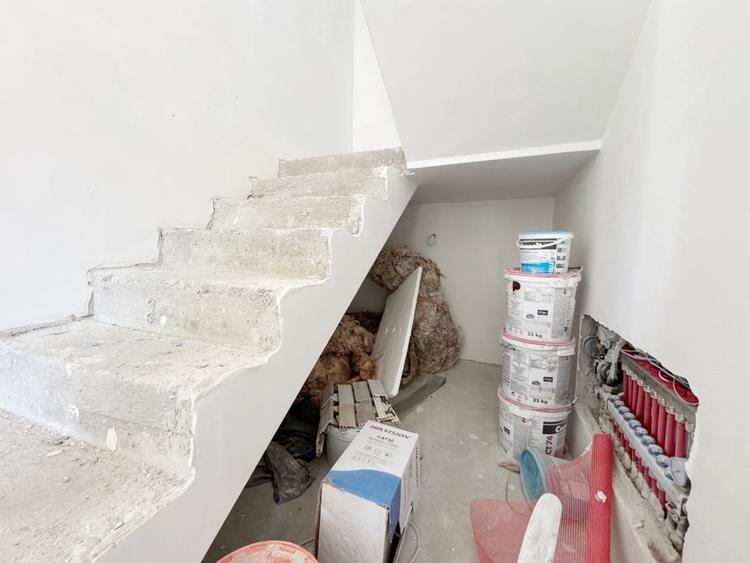 Duplex 4 camere, 126 mp utili, 334 mp teren - Giroc - 20