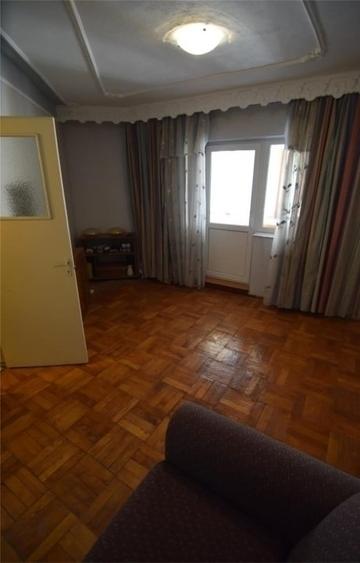 Etaj 1 Bloc 86 Ap 4 Camere Decomandat 91Mp Frumoasa - 5